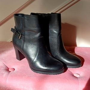 LAUREN BLACK BOOTS SIZE 7.5